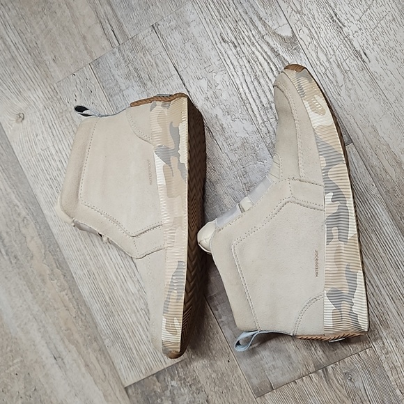 Sorel Booties - Picture 5 of 5